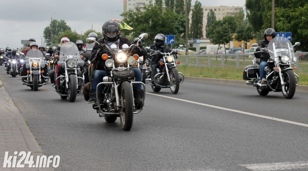 Parada motocykli na Rąbinie i pokaz stuntu