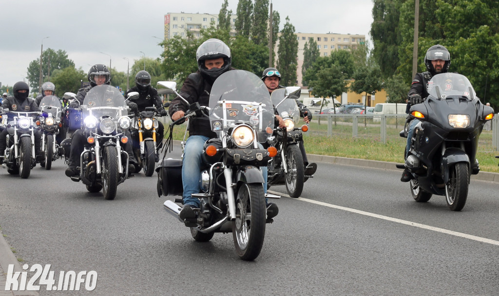 Parada motocykli na Rąbinie i pokaz stuntu