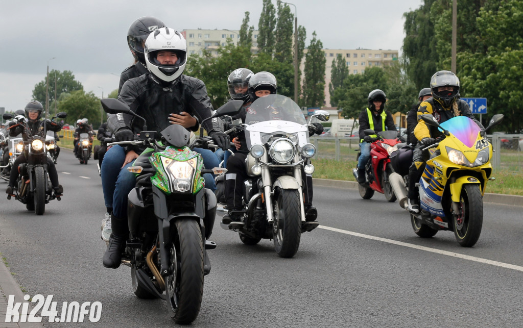Parada motocykli na Rąbinie i pokaz stuntu