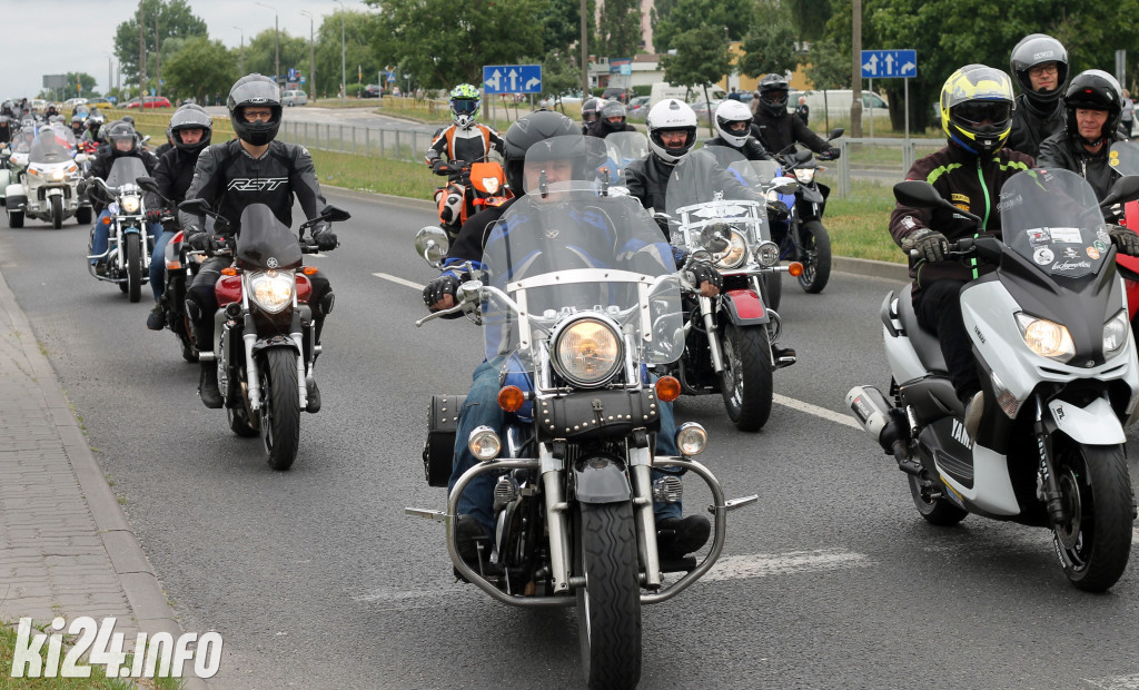 Parada motocykli na Rąbinie i pokaz stuntu