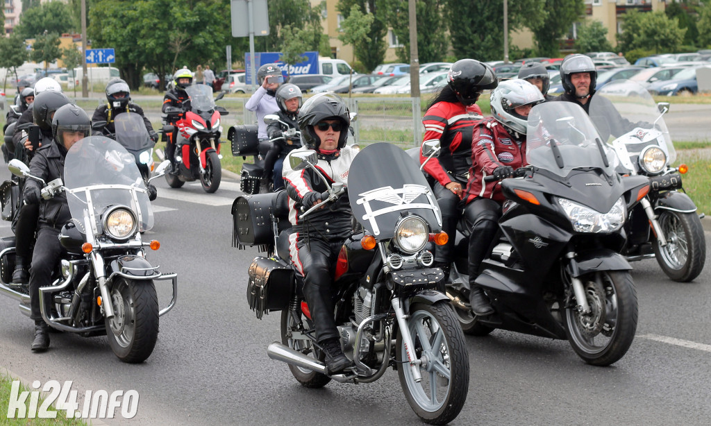 Parada motocykli na Rąbinie i pokaz stuntu