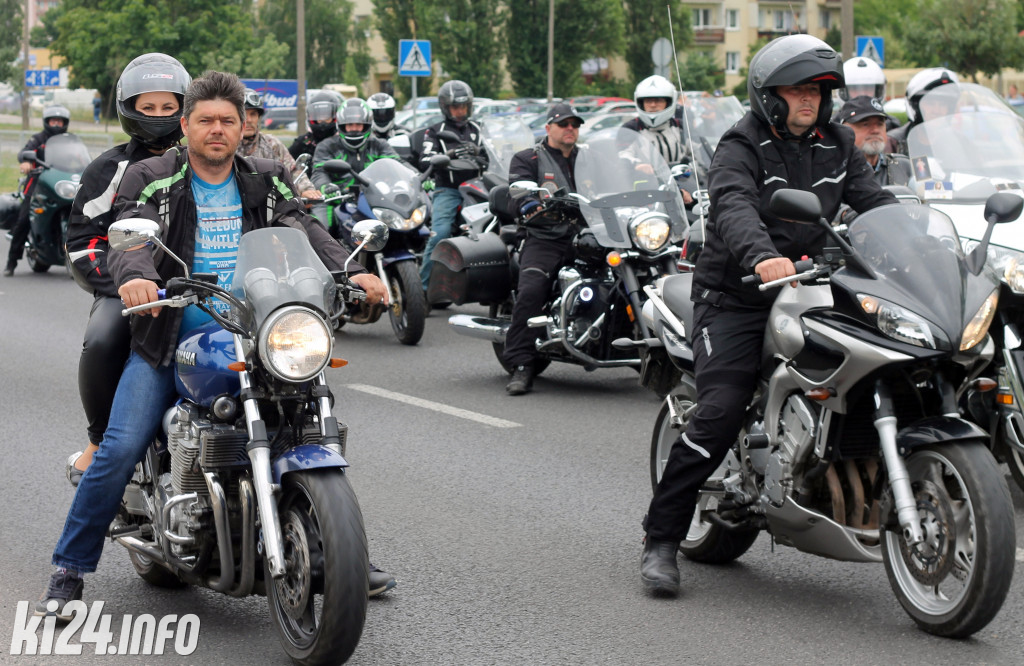 Parada motocykli na Rąbinie i pokaz stuntu