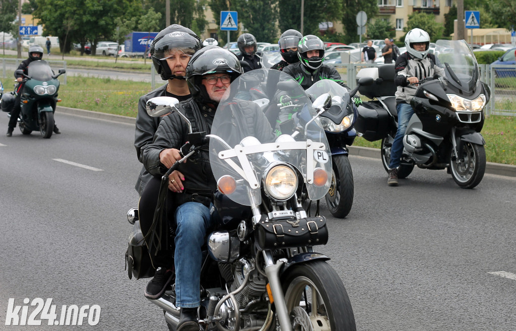Parada motocykli na Rąbinie i pokaz stuntu