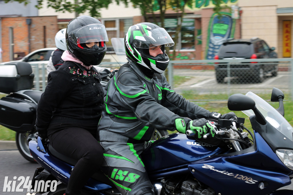 Parada motocykli na Rąbinie i pokaz stuntu