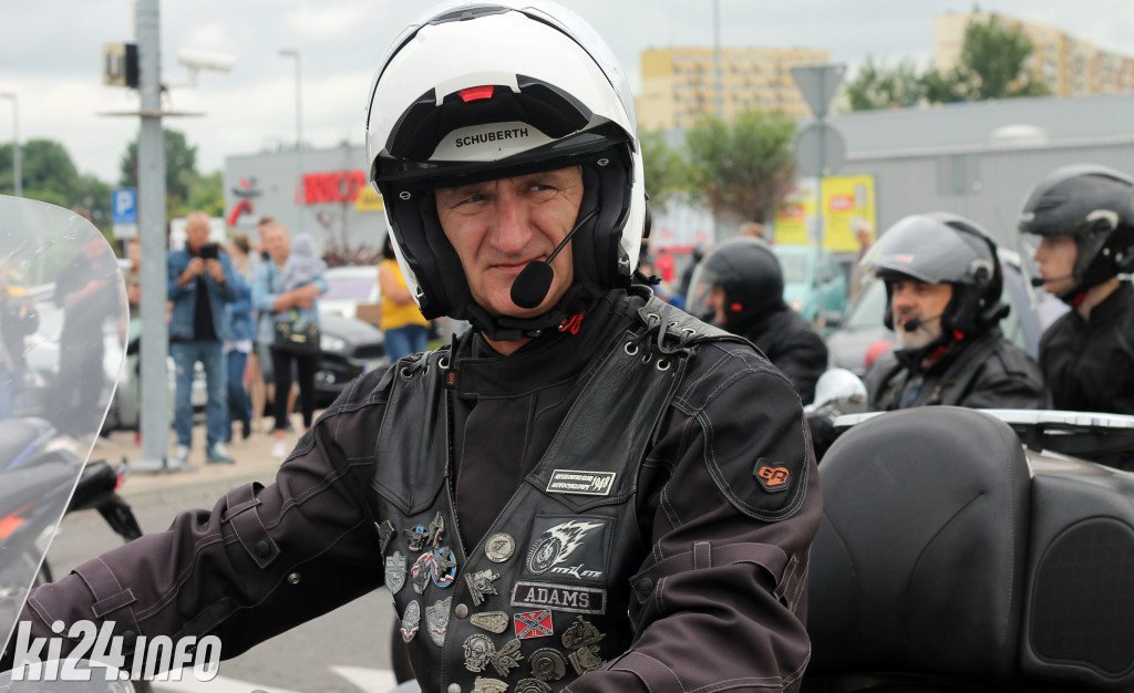 Parada motocykli na Rąbinie i pokaz stuntu