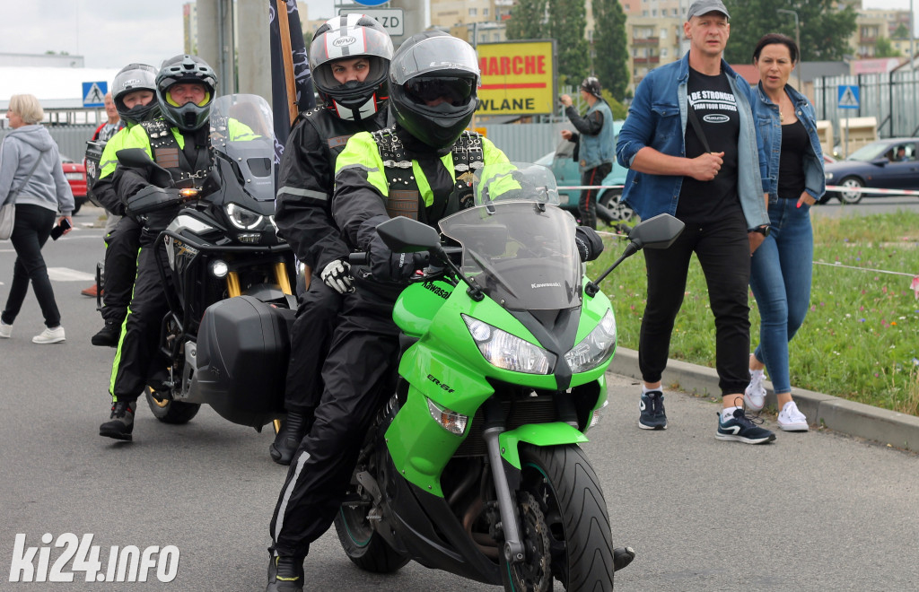 Parada motocykli na Rąbinie i pokaz stuntu
