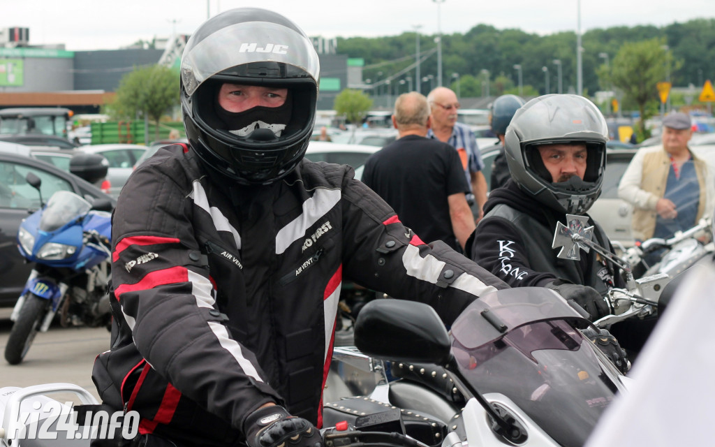 Parada motocykli na Rąbinie i pokaz stuntu