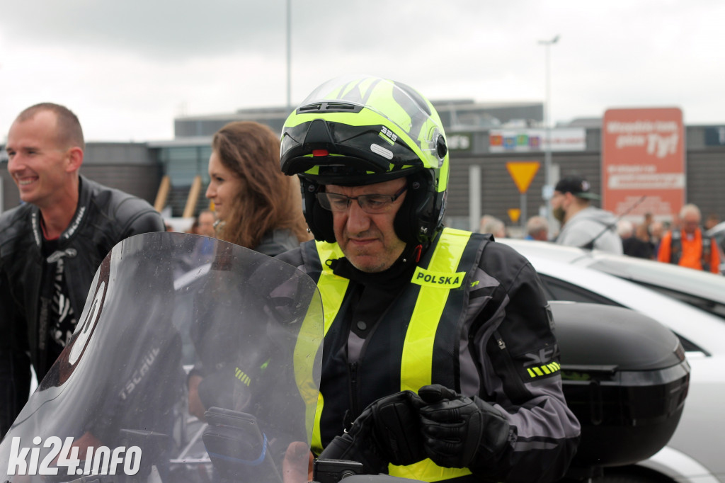 Parada motocykli na Rąbinie i pokaz stuntu