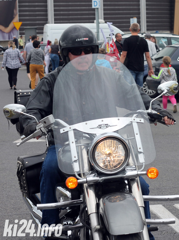 Parada motocykli na Rąbinie i pokaz stuntu