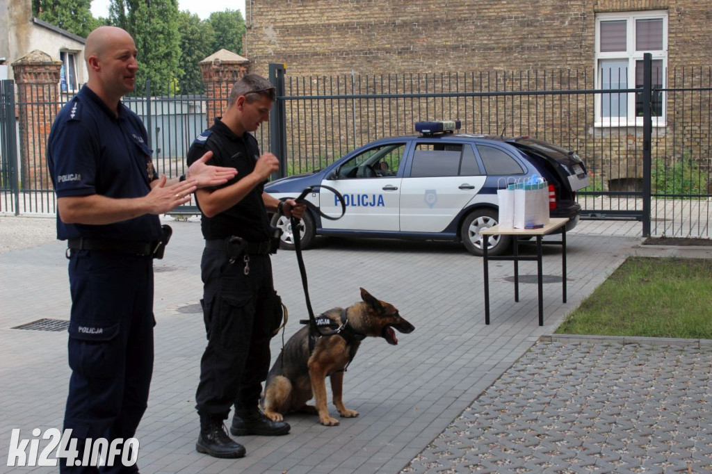 Policjant i jego pies