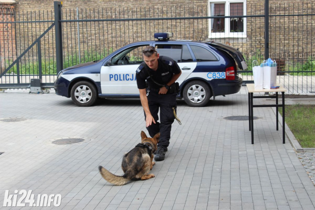 Policjant i jego pies
