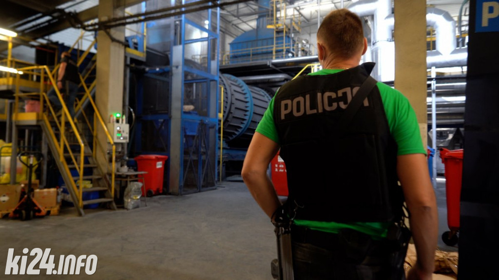 Spalanie narkotyków przez policję