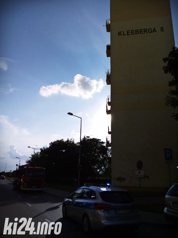 Strażacka akcja w wieżowcu na Rąbinie