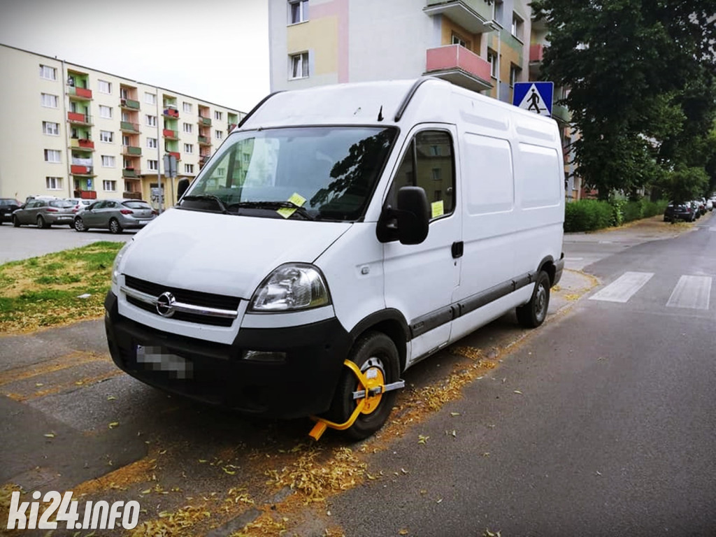 Nieprawidłowe parkowanie - lipiec 2021