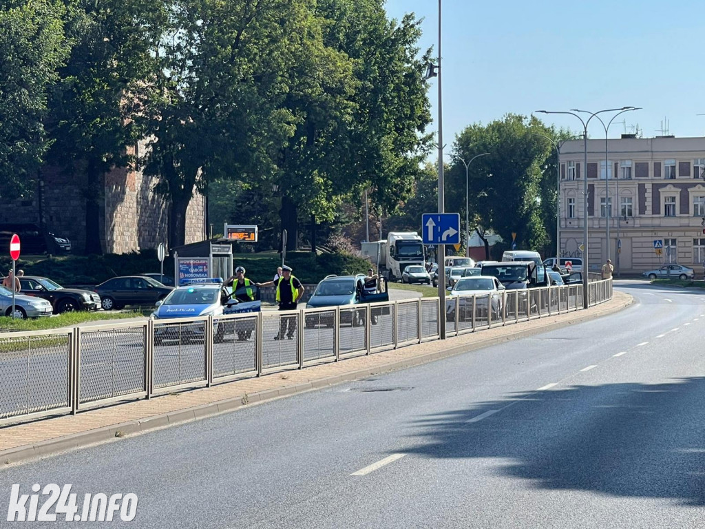 Śmigłowiec LPR wylądował w centrum Inowrocławia