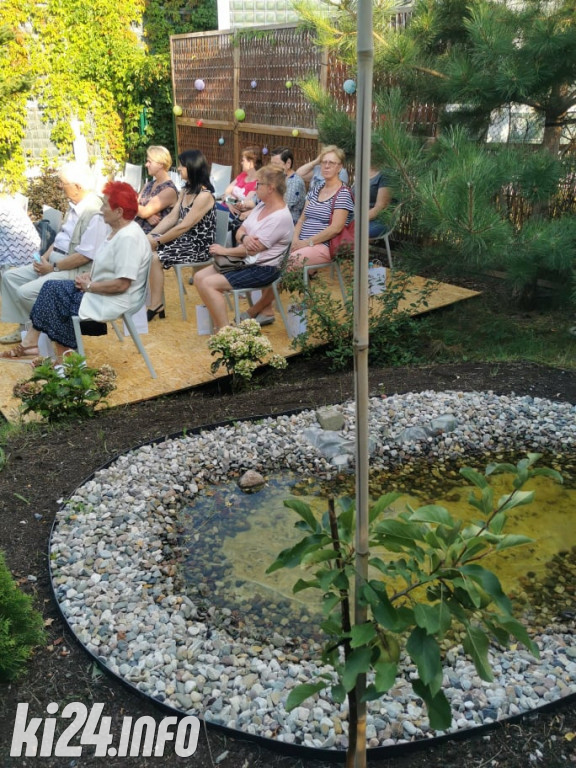 Seniorzy na warsztatach w Galerii Solnej