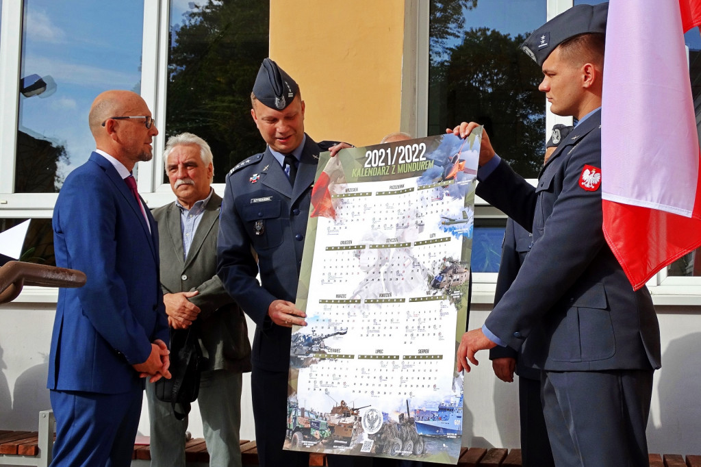 W I LO zainaugurowano program CYBER.MIL z klasą