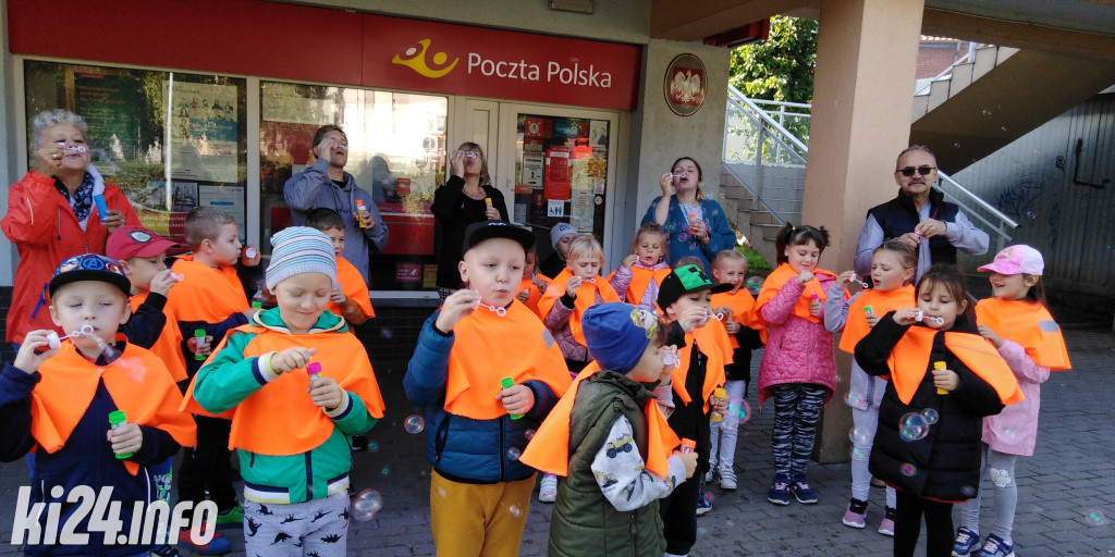 Przedszkolaki na flash-mobie
