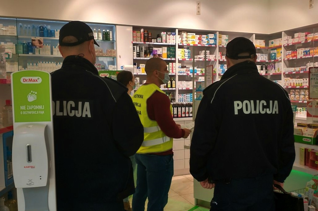 Policja sprawdzała, czy nosimy maseczki