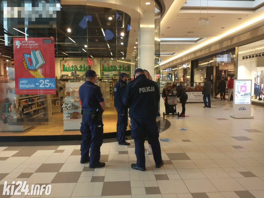 Policja sprawdzała, czy nosimy maseczki