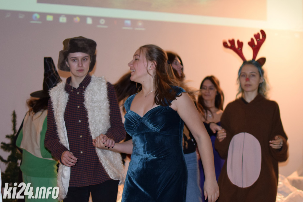 Rudolf in Wonderland