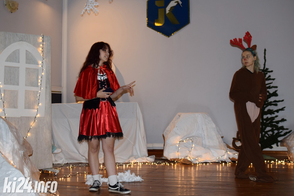 Rudolf in Wonderland