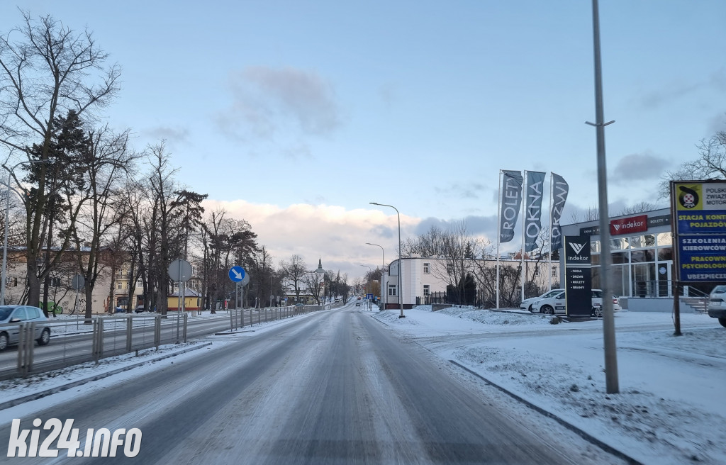 Na drogach jest bardzo ślisko