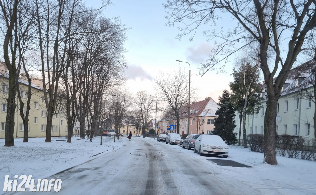 Na drogach jest bardzo ślisko