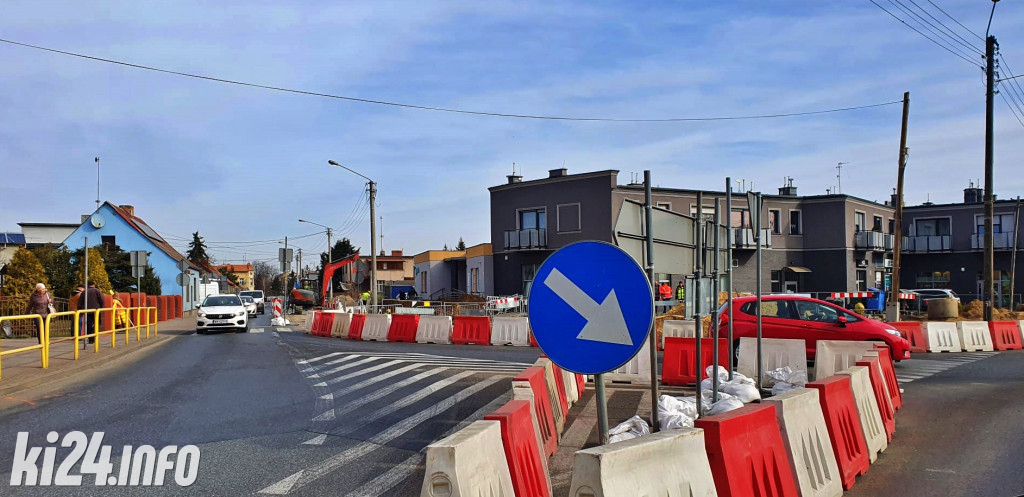 Prace drogowe w Strzelnie