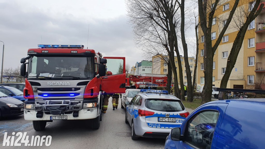 Strażacka akcja na osiedlu Rąbin