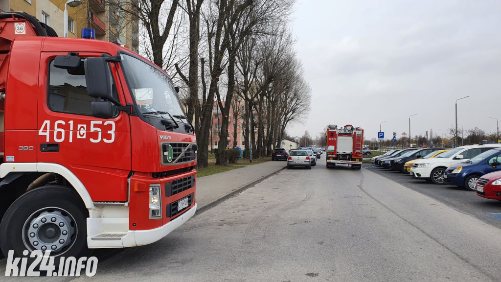 Strażacka akcja na osiedlu Rąbin