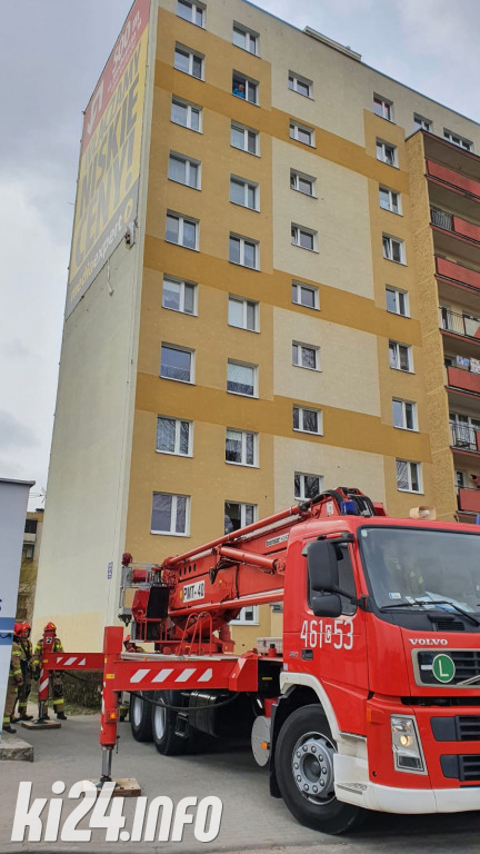 Strażacka akcja na osiedlu Rąbin