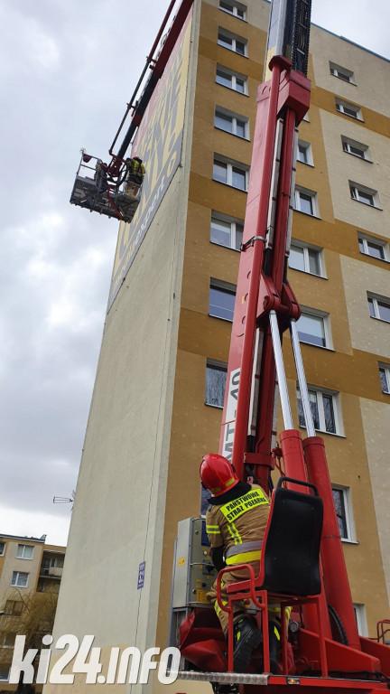 Strażacka akcja na osiedlu Rąbin