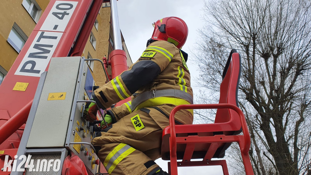 Strażacka akcja na osiedlu Rąbin