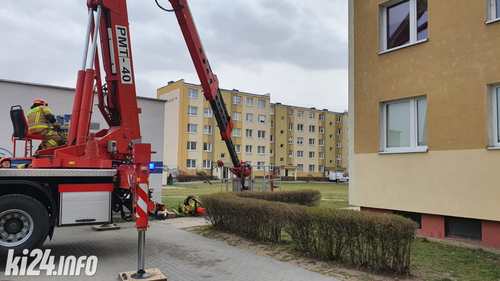 Strażacka akcja na osiedlu Rąbin
