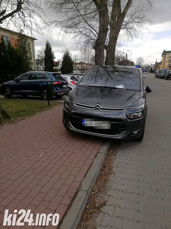Tak parkujesz? Dostaniesz mandat!