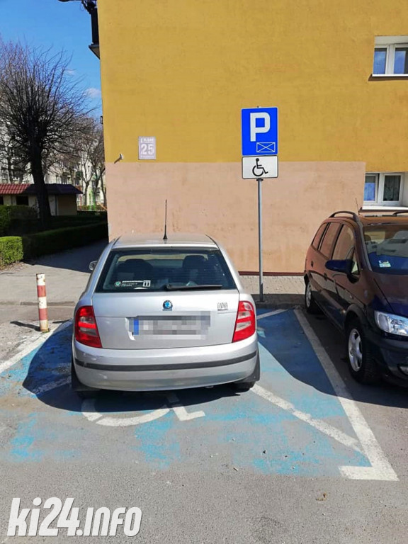 Tak parkujesz? Dostaniesz mandat!