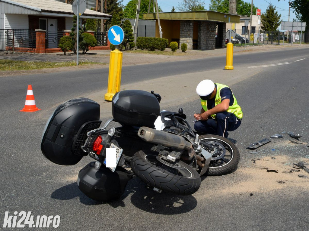Zderzenie osobówki z motocyklem