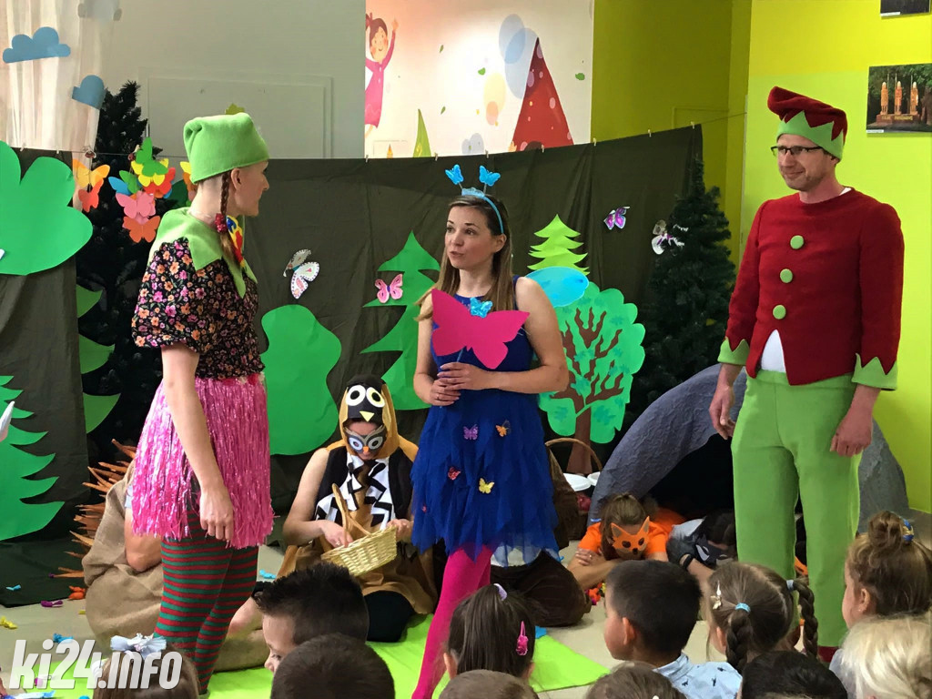 Przedstawienie w przedszkolu w Złotnikach Kujawskich