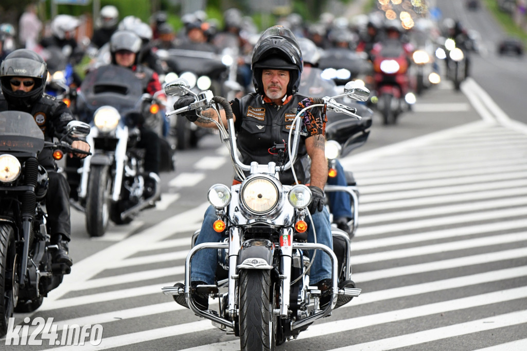 Wielka parada motocykli. XVII Zlot 