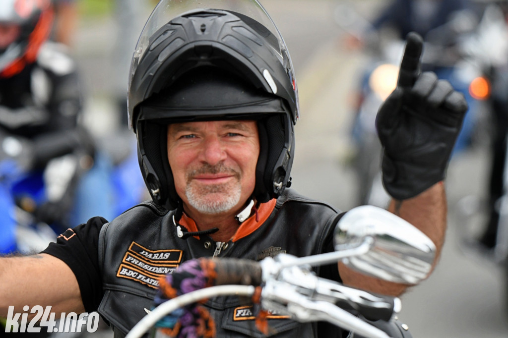 Wielka parada motocykli. XVII Zlot 
