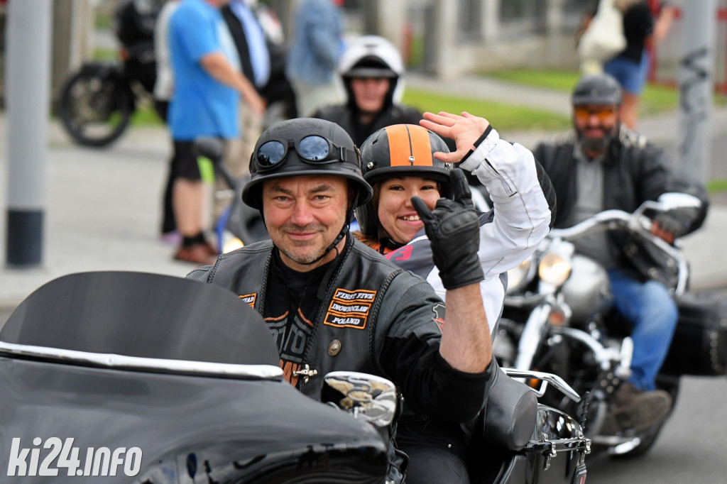 Wielka parada motocykli. XVII Zlot 