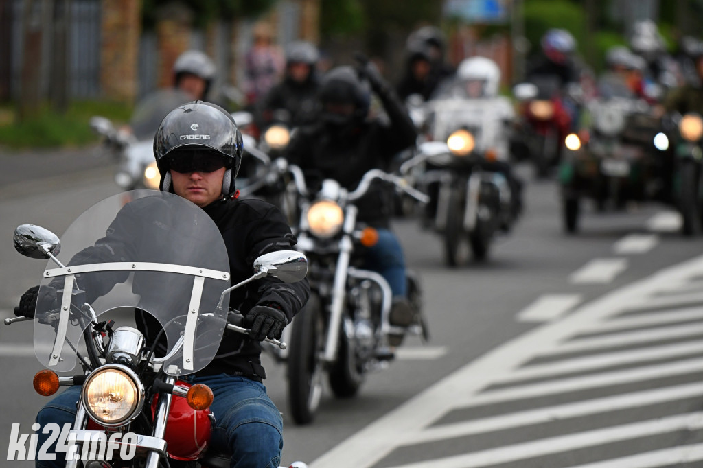 Wielka parada motocykli. XVII Zlot 