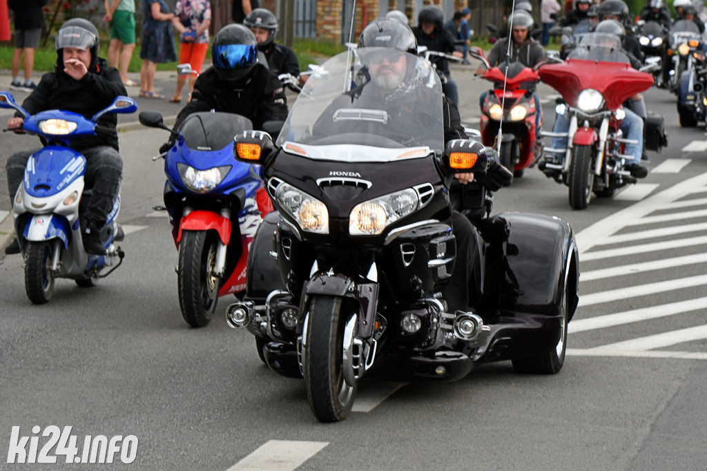 Wielka parada motocykli. XVII Zlot 