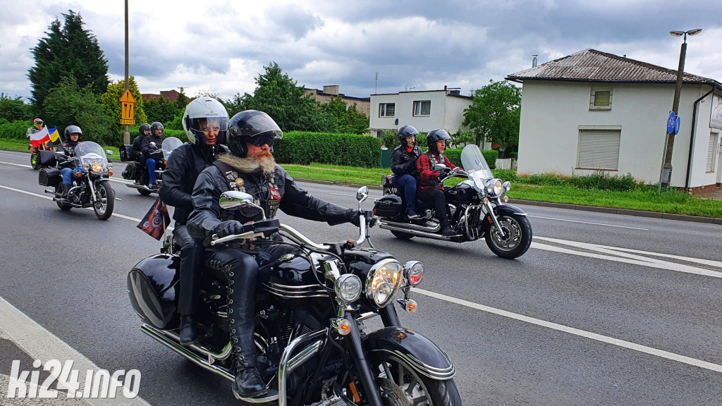 Wielka parada motocykli. XVII Zlot 