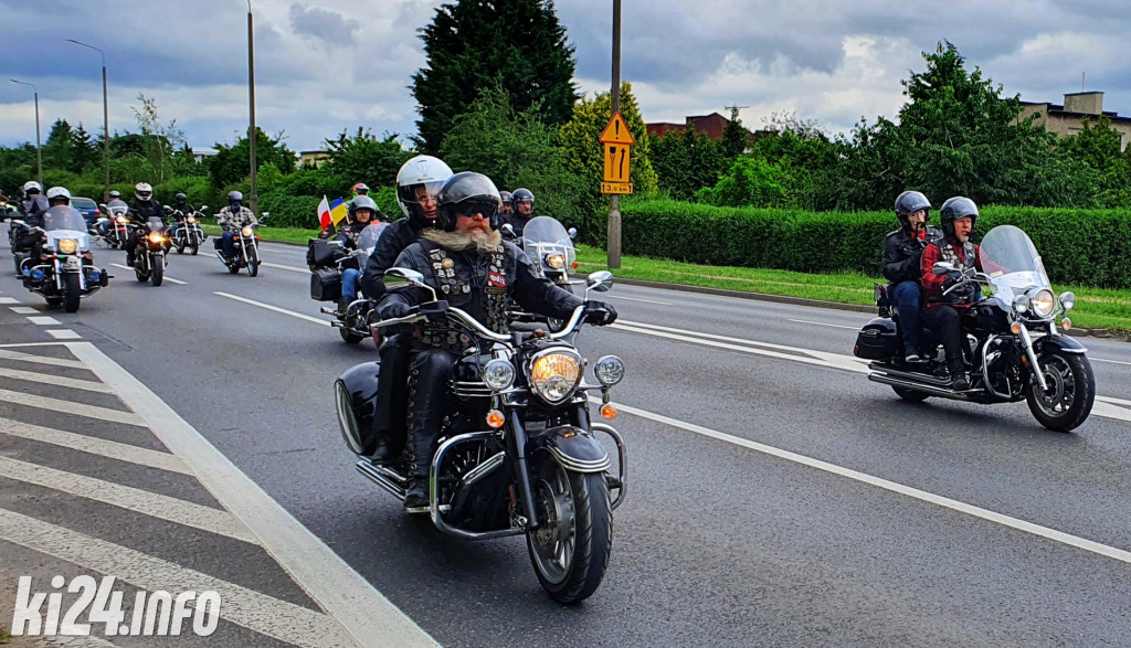 Wielka parada motocykli. XVII Zlot 