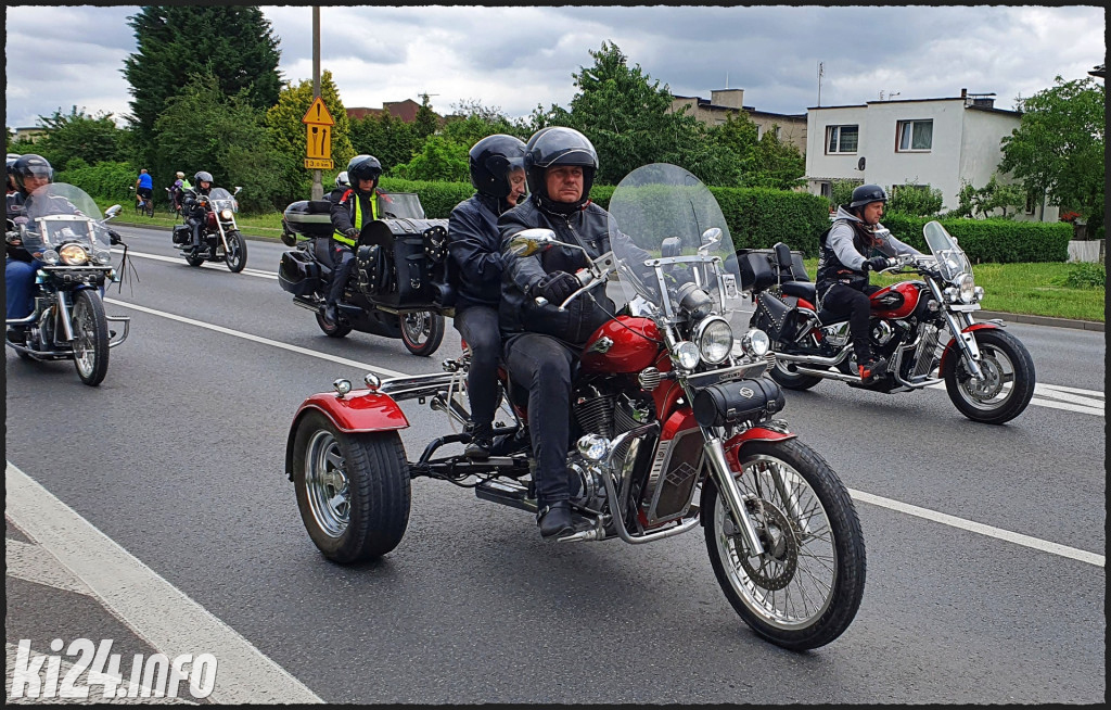 Wielka parada motocykli. XVII Zlot 