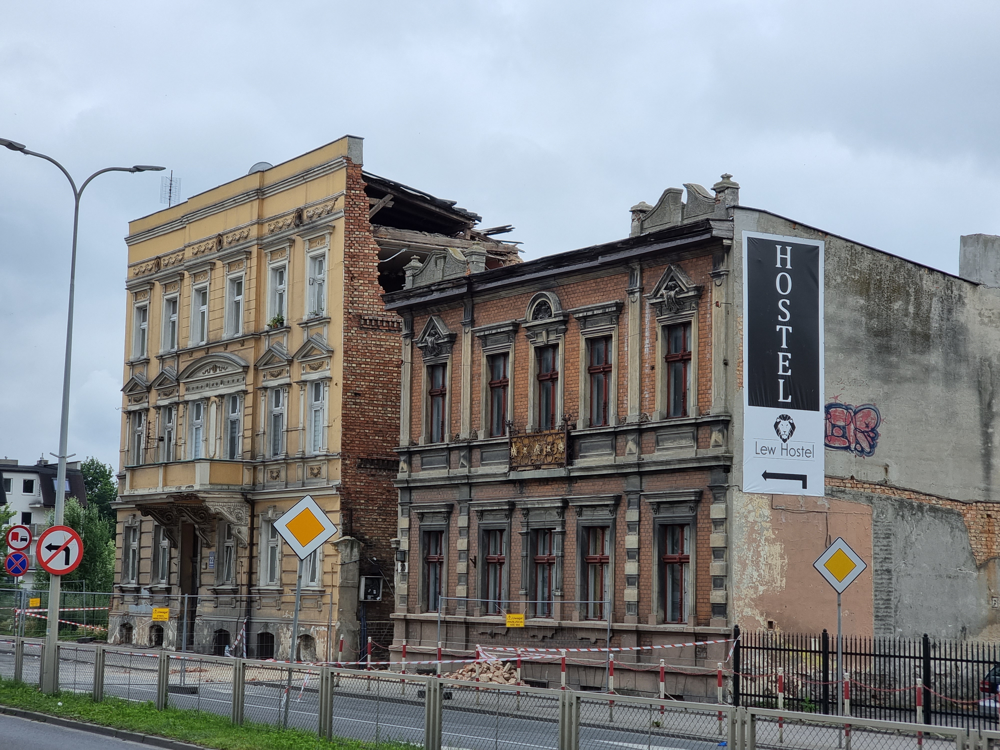 Wybuch gazu w kamienicy przy ul. Staszica