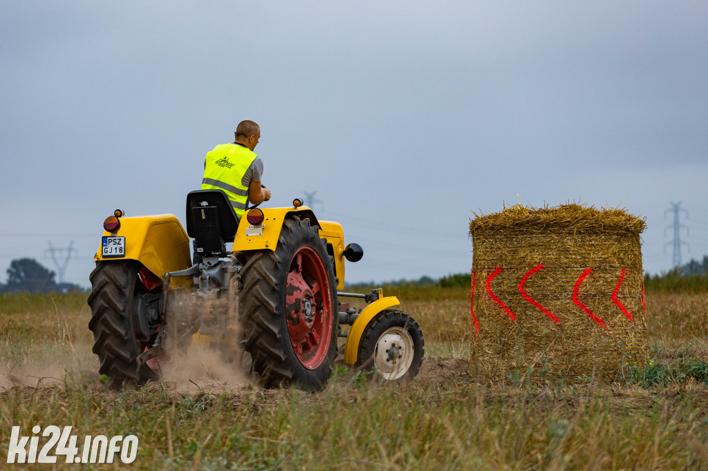 Kujawsko-Pałucki Rajd traktorów na polach Wielowsi