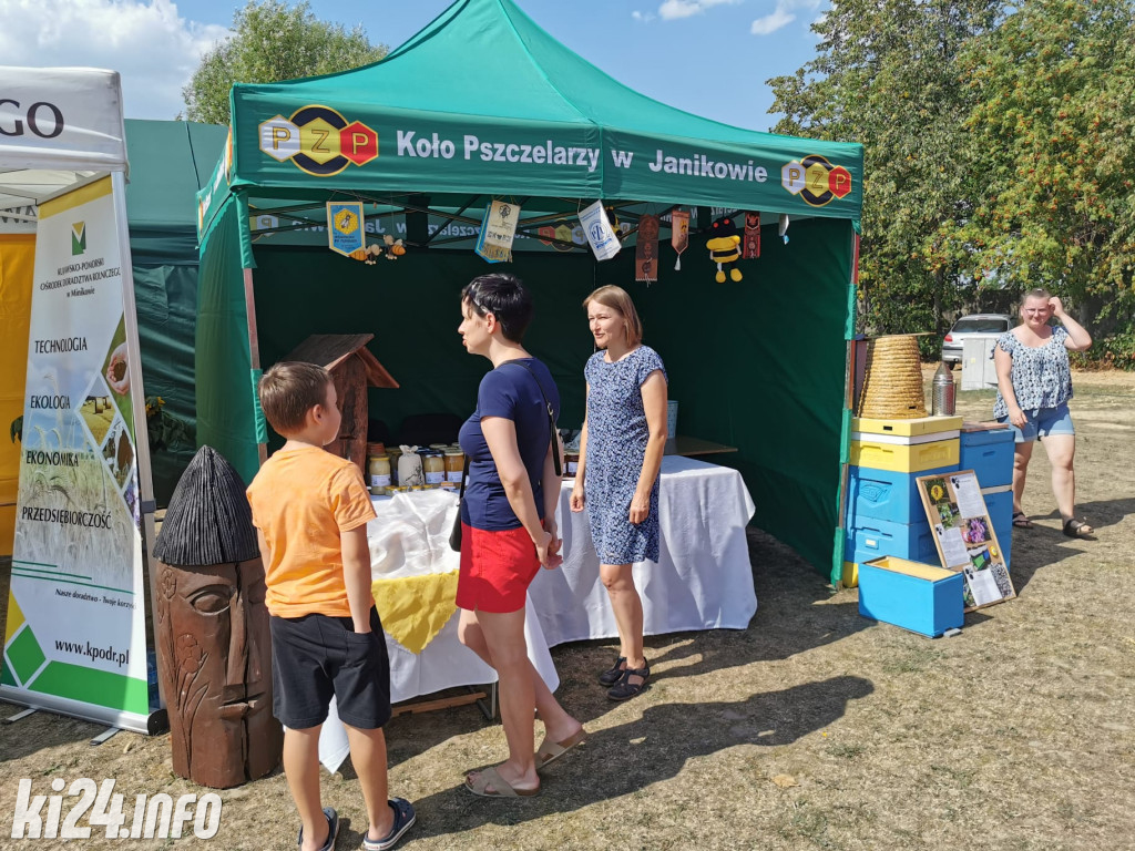 Dożynki w Janikowie
